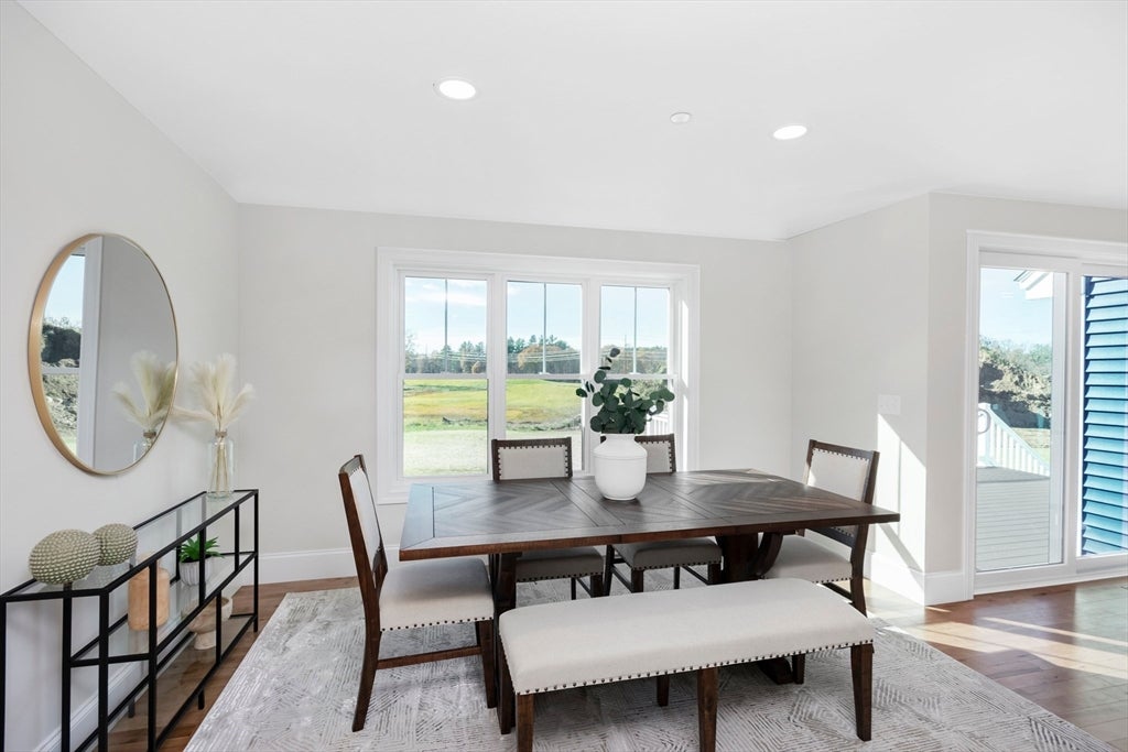 Amherst, New Hampshire, 03031, United States, 5 Bedrooms Bedrooms, ,4 BathroomsBathrooms,Residential,Active,1943781