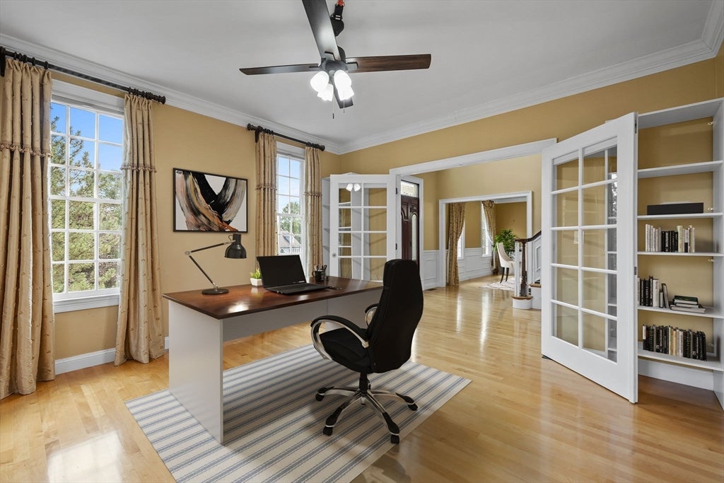 Shrewsbury, Massachusetts, 01545, United States, 6 Bedrooms Bedrooms, ,5 BathroomsBathrooms,Residential,Active,1904160