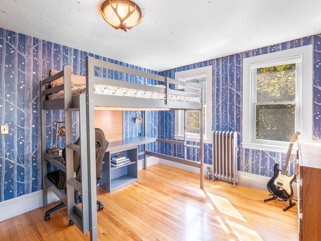 Newburyport, Massachusetts, 01950, United States, 5 Bedrooms Bedrooms, ,2 BathroomsBathrooms,Residential,Active,1986902