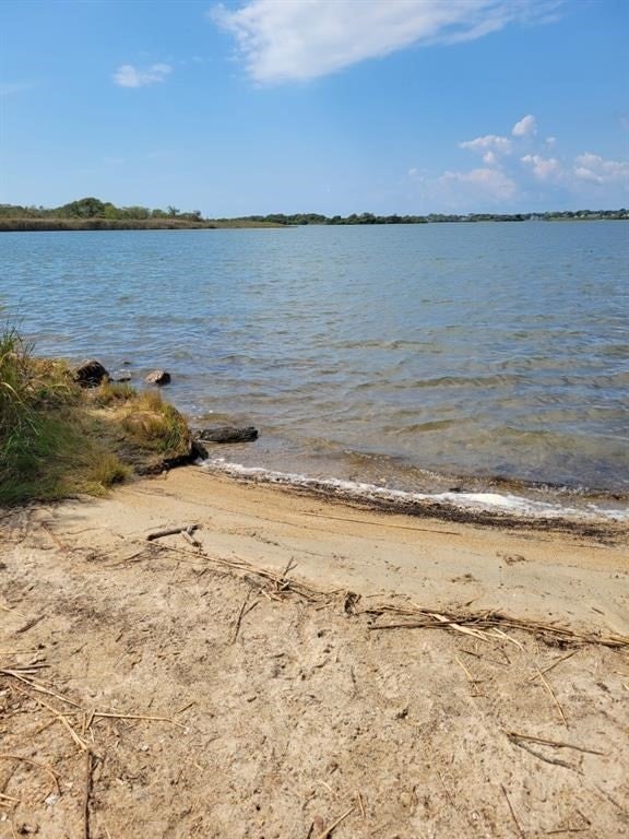 South Kingstown, Rhode Island, 02879, United States, 2 Bedrooms Bedrooms, ,3 BathroomsBathrooms,Residential,Active,2045783