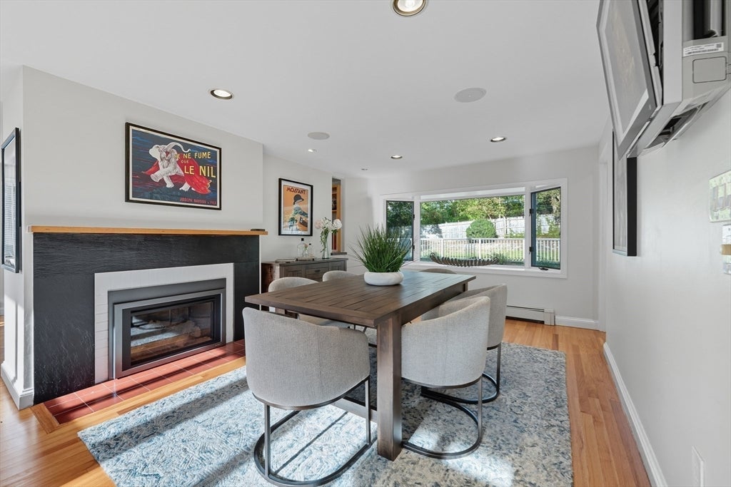 Lexington, Massachusetts, 02421, United States, 5 Bedrooms Bedrooms, ,4 BathroomsBathrooms,Residential,Active,1953717