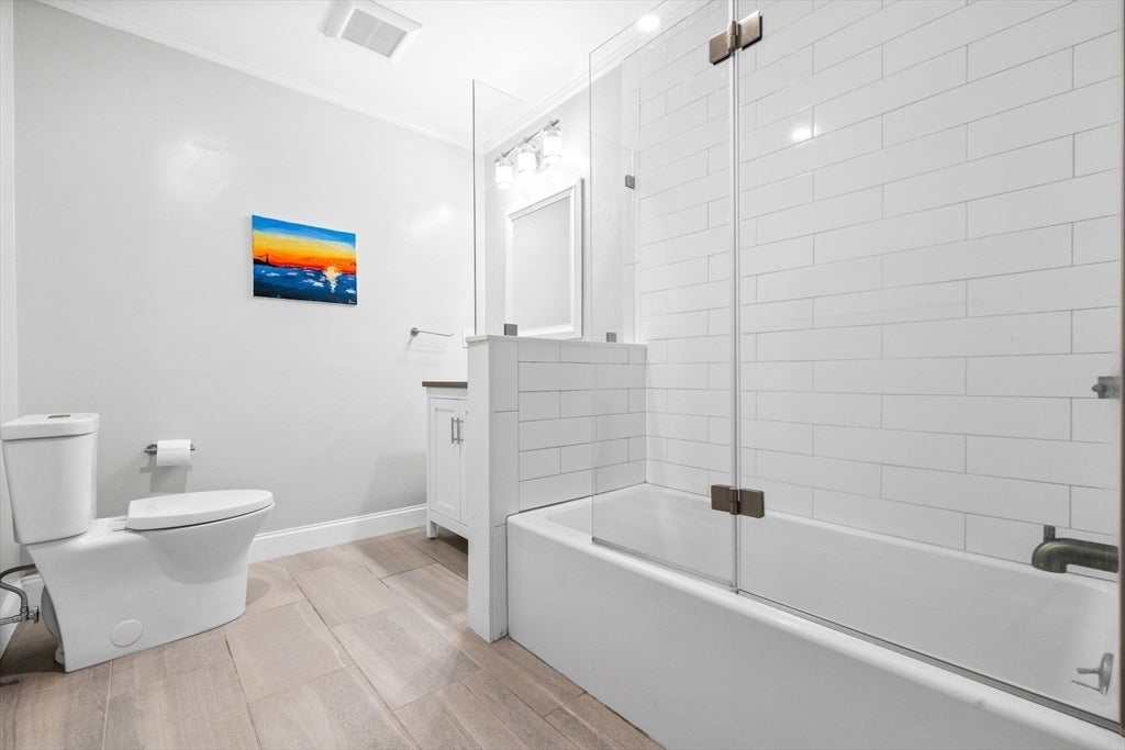 Andover, Massachusetts, 01810, United States, 5 Bedrooms Bedrooms, ,4 BathroomsBathrooms,Residential,Active,1934816