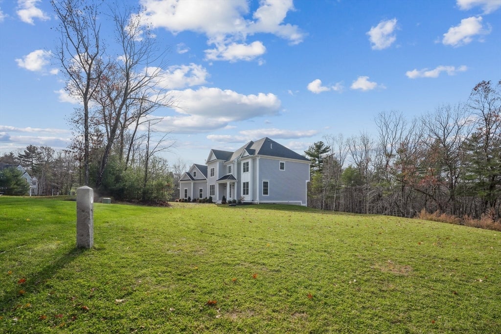 Hopkinton, Massachusetts, 01748, United States, 4 Bedrooms Bedrooms, ,6 BathroomsBathrooms,Residential,Active,2007177