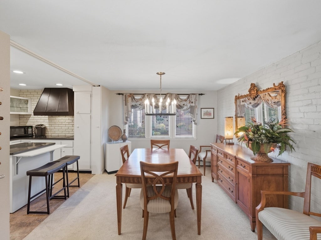 Newburyport, Massachusetts, 01950, United States, 3 Bedrooms Bedrooms, ,3 BathroomsBathrooms,Residential,Active,2045626
