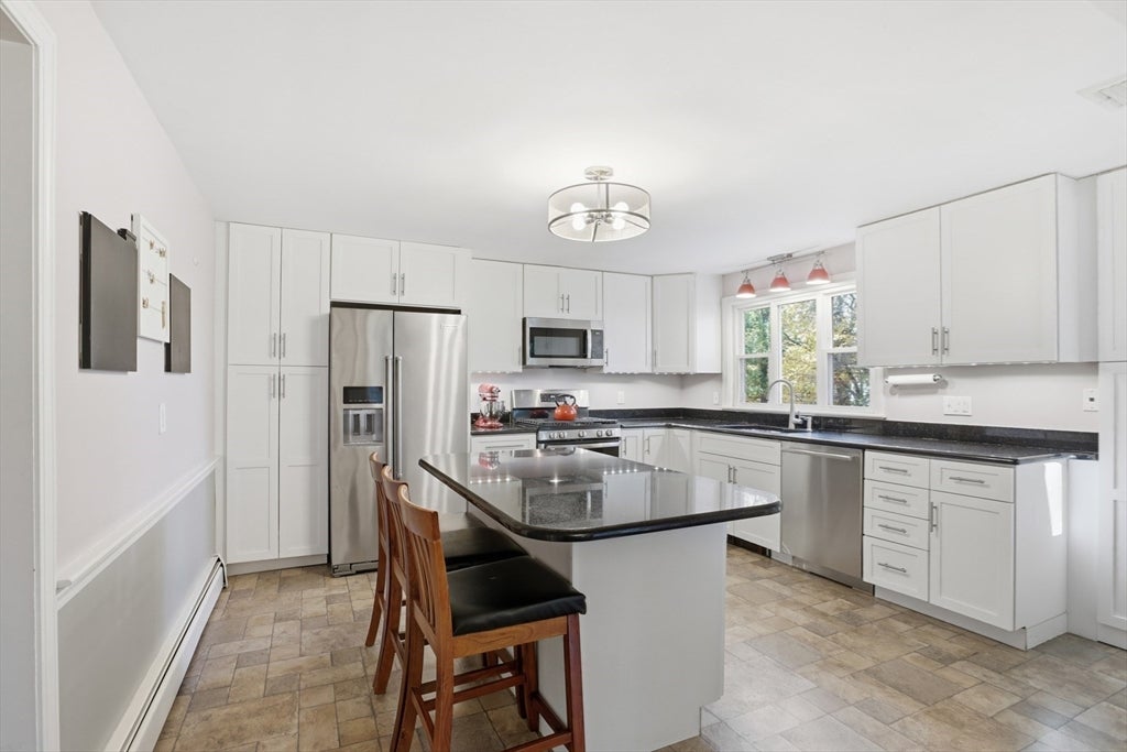 Lexington, Massachusetts, 02420, United States, 5 Bedrooms Bedrooms, ,4 BathroomsBathrooms,Residential,Active,1973324