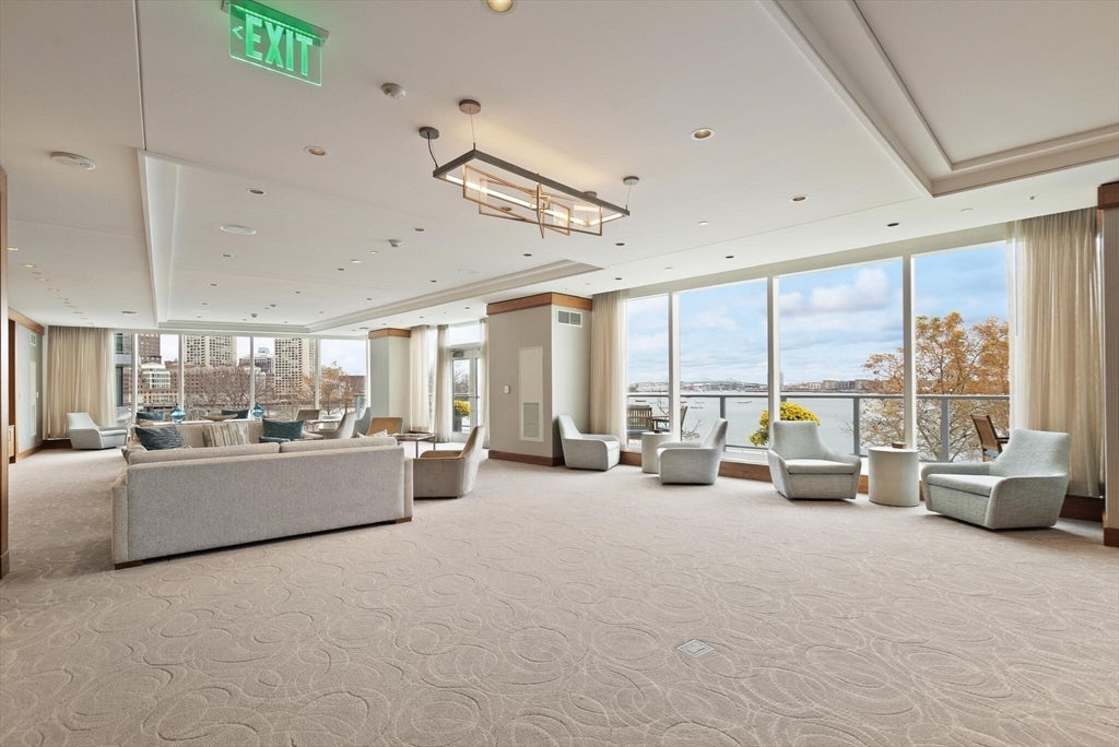 Boston, Massachusetts, 02210, United States, 2 Bedrooms Bedrooms, ,3 BathroomsBathrooms,Residential,Active,1993631