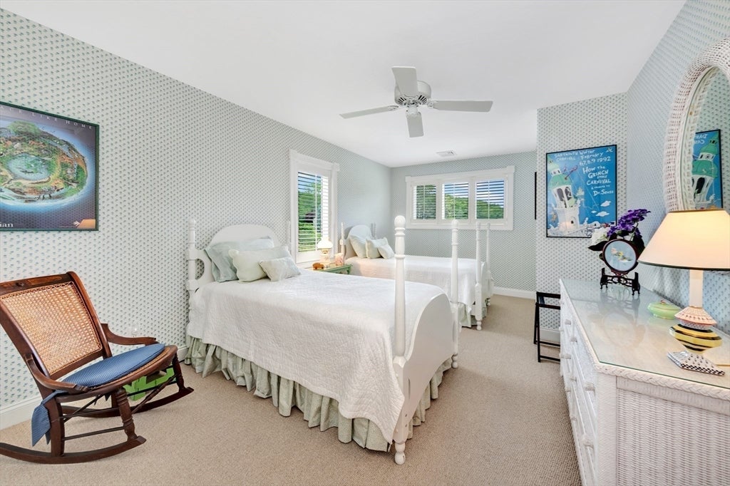 Gloucester, Massachusetts, 01930, United States, 4 Bedrooms Bedrooms, ,3 BathroomsBathrooms,Residential,Active,1929470