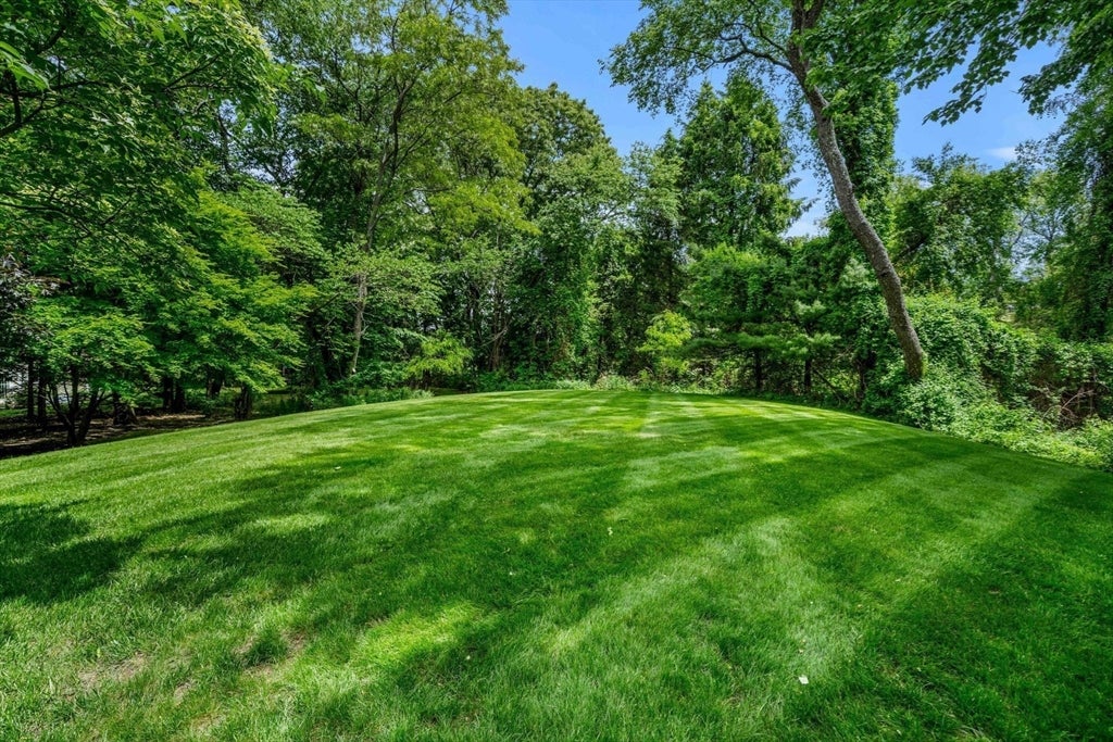 West Newbury, Massachusetts, 01985, United States, 4 Bedrooms Bedrooms, ,4 BathroomsBathrooms,Residential,Active,2044161