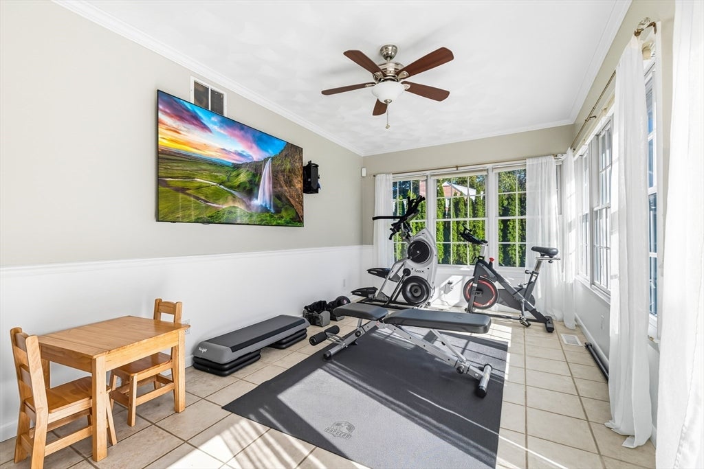 Smithfield, Rhode Island, 02917, United States, 3 Bedrooms Bedrooms, ,2 BathroomsBathrooms,Residential,Active,1963267