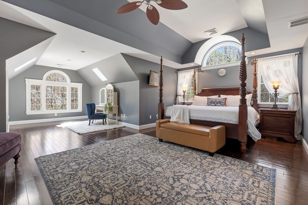 Merrimac, Massachusetts, 01860, United States, 5 Bedrooms Bedrooms, ,4 BathroomsBathrooms,Residential,Active,2044160