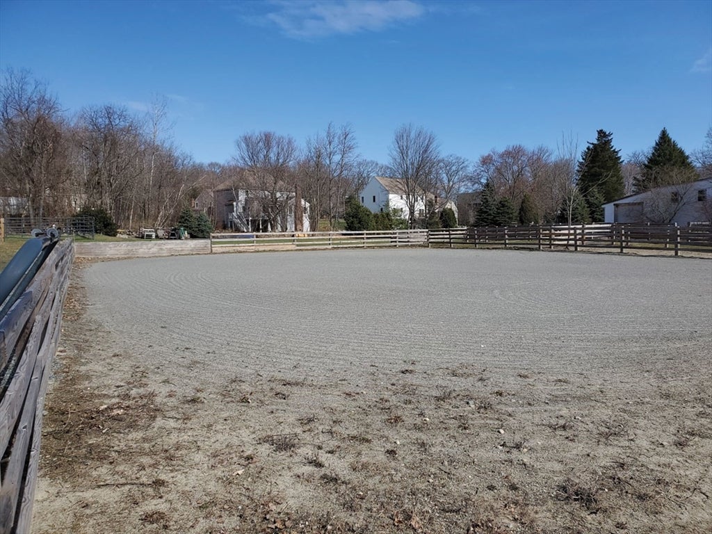 Westborough, Massachusetts, 01581, United States, 6 Bedrooms Bedrooms, ,3 BathroomsBathrooms,Residential,Active,1992250