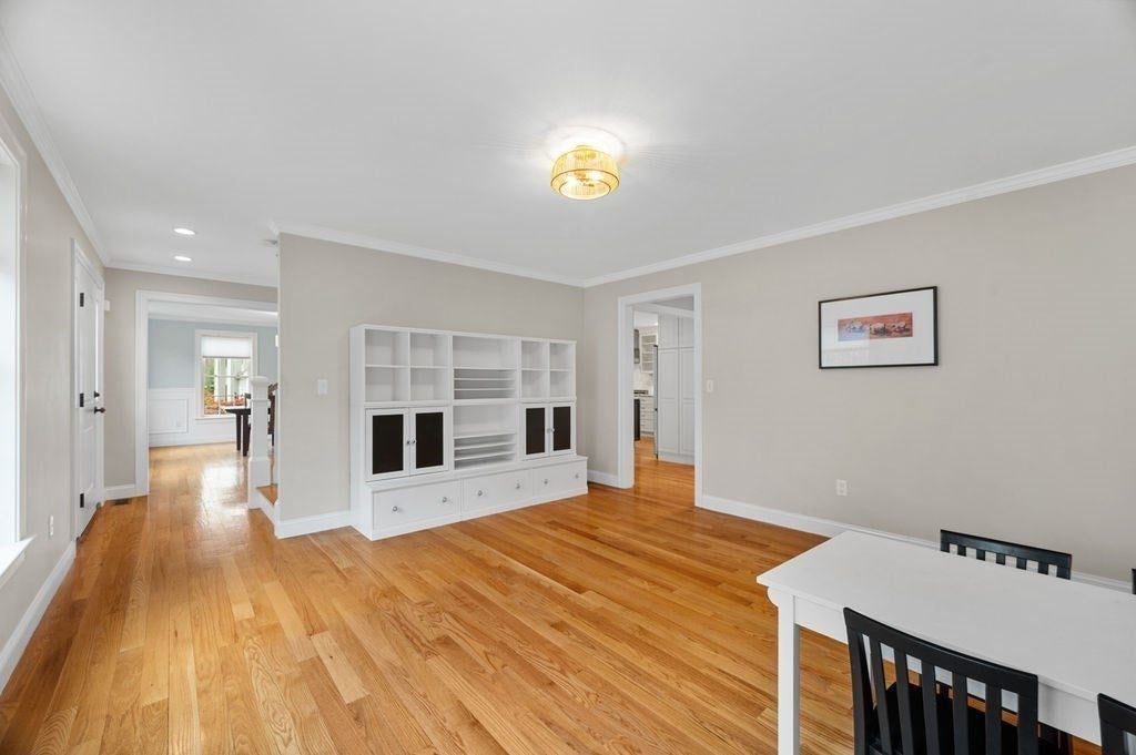 West Newbury, Massachusetts, 01985, United States, 4 Bedrooms Bedrooms, ,4 BathroomsBathrooms,Residential,Active,1986888