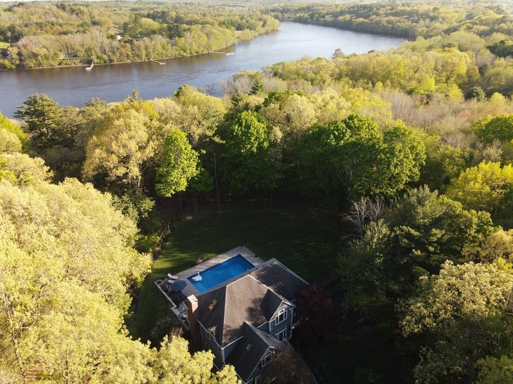 Merrimac, Massachusetts, 01860, United States, 5 Bedrooms Bedrooms, ,4 BathroomsBathrooms,Residential,Active,2044160
