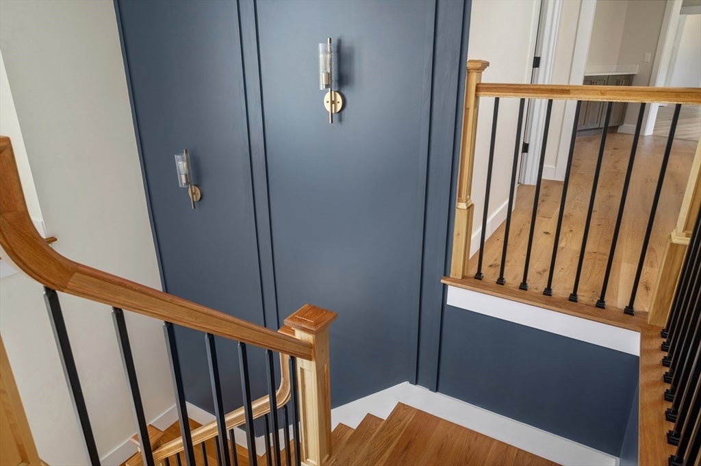 Lincoln, Rhode Island, 02865, United States, ,3 BathroomsBathrooms,Residential,Active,1843459