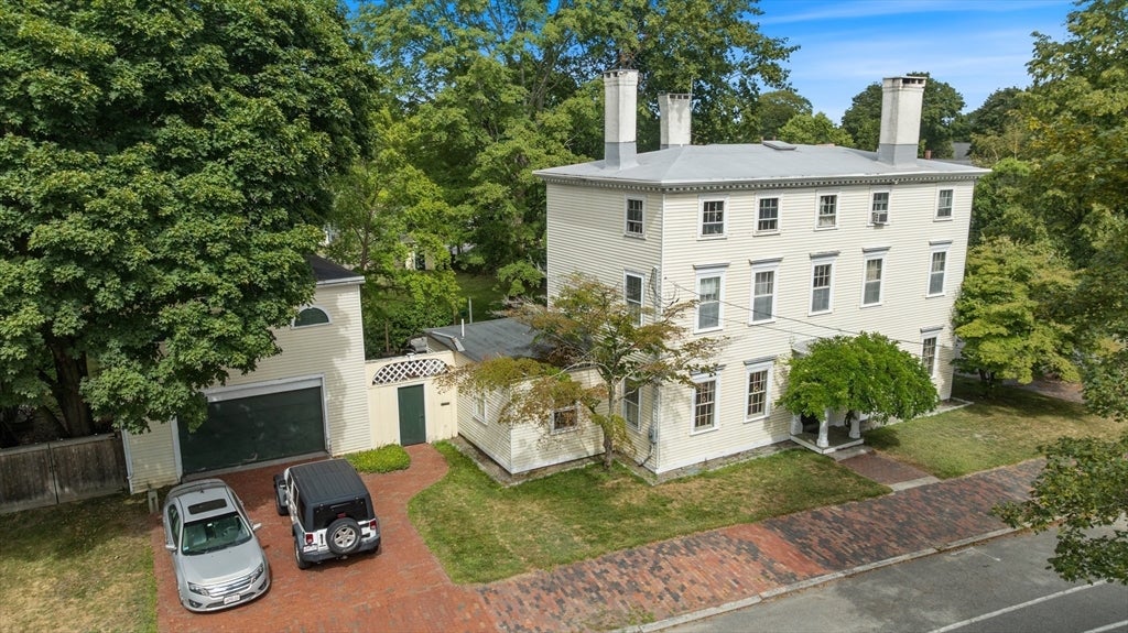 Newburyport, Massachusetts, 01950, United States, 3 Bedrooms Bedrooms, ,2 BathroomsBathrooms,Residential,Active,1944278