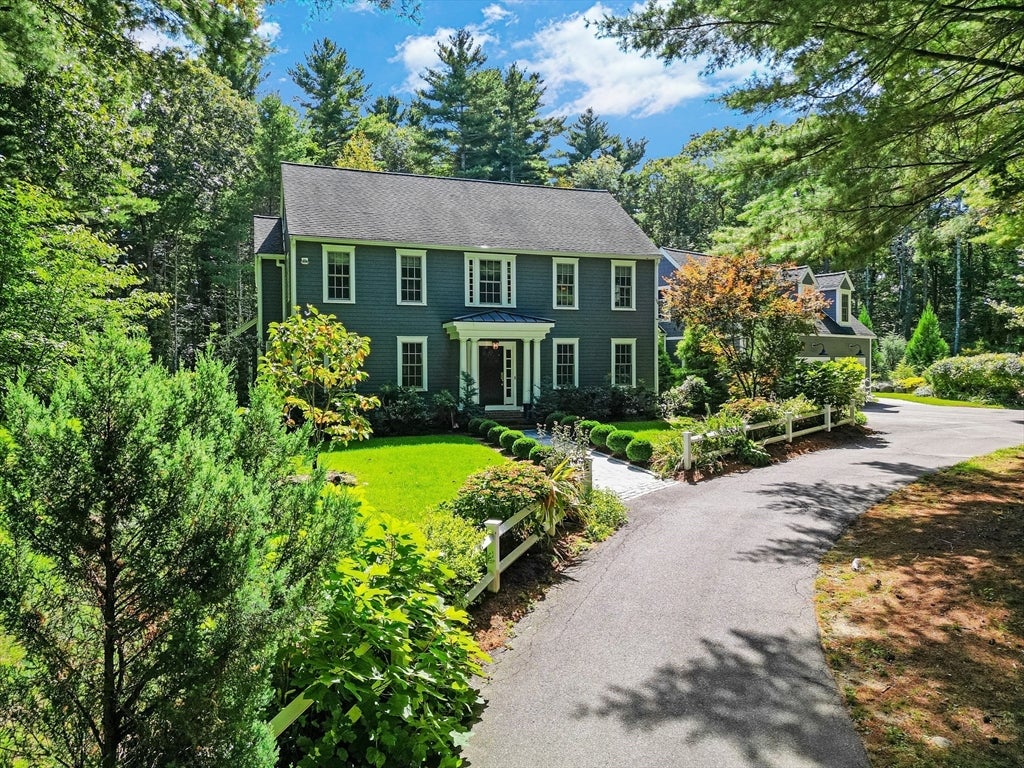 Norwell, Massachusetts, 02061, United States, 4 Bedrooms Bedrooms, ,4 BathroomsBathrooms,Residential,Active,1952760