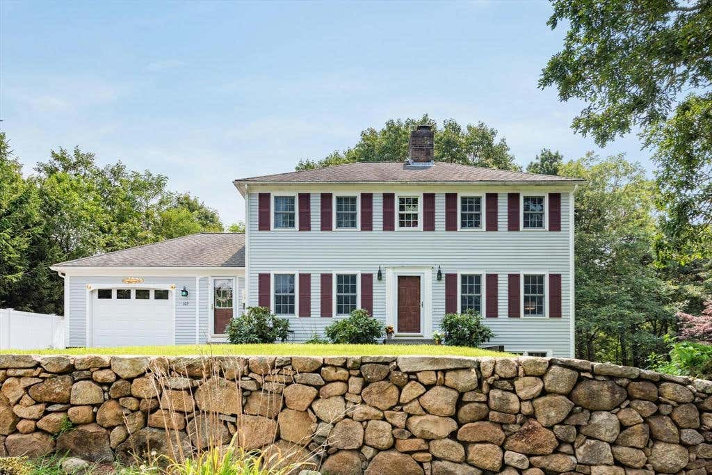 103 SNAKE POND RD, SANDWICH, MA 02644, photo 1 of 42