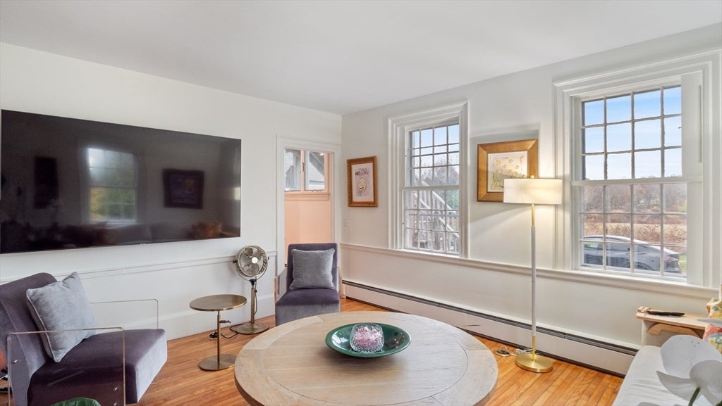 Newbury, Massachusetts, 01951, United States, 5 Bedrooms Bedrooms, ,5 BathroomsBathrooms,Residential,Active,2045691