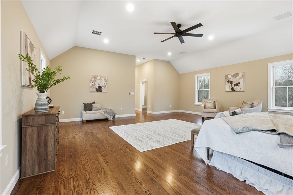 Andover, Massachusetts, 01810, United States, 4 Bedrooms Bedrooms, ,5 BathroomsBathrooms,Residential,Active,2002339