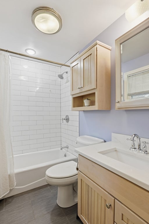 Lexington, Massachusetts, 02420, United States, 5 Bedrooms Bedrooms, ,4 BathroomsBathrooms,Residential,Active,1973324