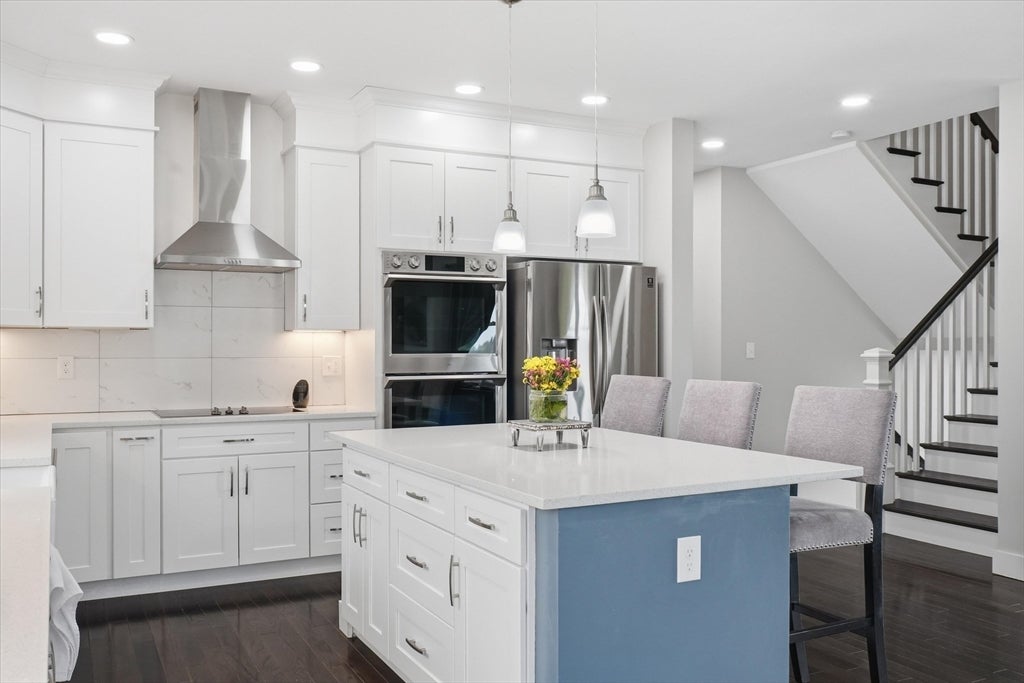 Lynn, Massachusetts, 01904, United States, 5 Bedrooms Bedrooms, ,3 BathroomsBathrooms,Residential,Active,2043805