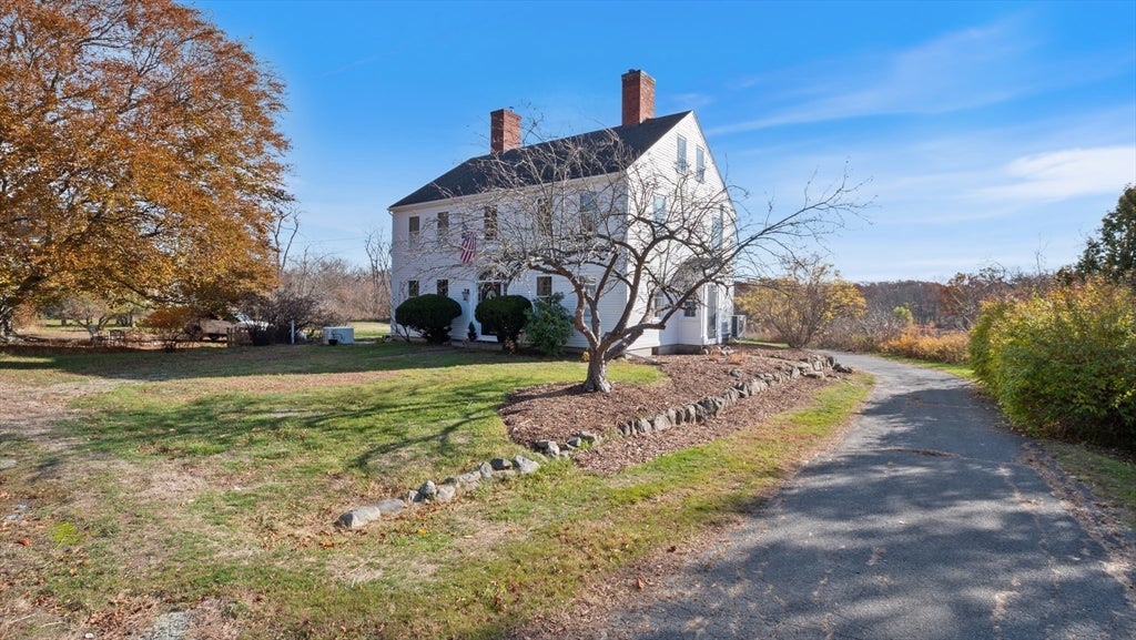 Newbury, Massachusetts, 01951, United States, 5 Bedrooms Bedrooms, ,5 BathroomsBathrooms,Residential,Active,2045691