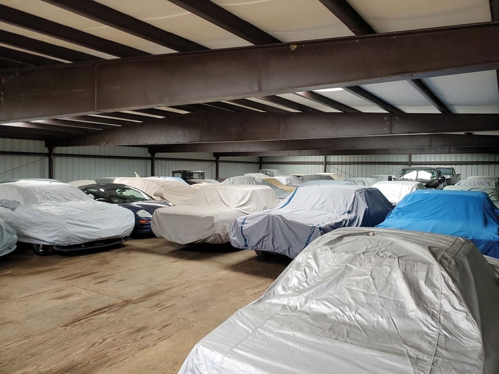 Westborough, Massachusetts, 01581, United States, 6 Bedrooms Bedrooms, ,3 BathroomsBathrooms,Residential,Active,1992250