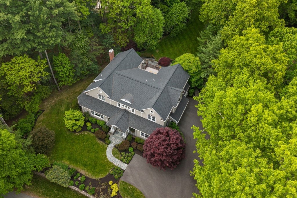 Concord, Massachusetts, 01742, United States, 6 Bedrooms Bedrooms, ,7 BathroomsBathrooms,Residential,Active,2044996