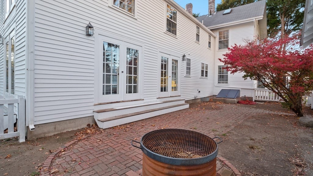 Newburyport, Massachusetts, 01950, United States, 3 Bedrooms Bedrooms, ,3 BathroomsBathrooms,Residential,Active,1986921