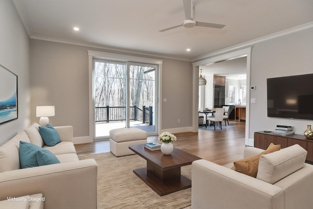 Hopkinton, Massachusetts, 01748, United States, 5 Bedrooms Bedrooms, ,6 BathroomsBathrooms,Residential,Active,1781577