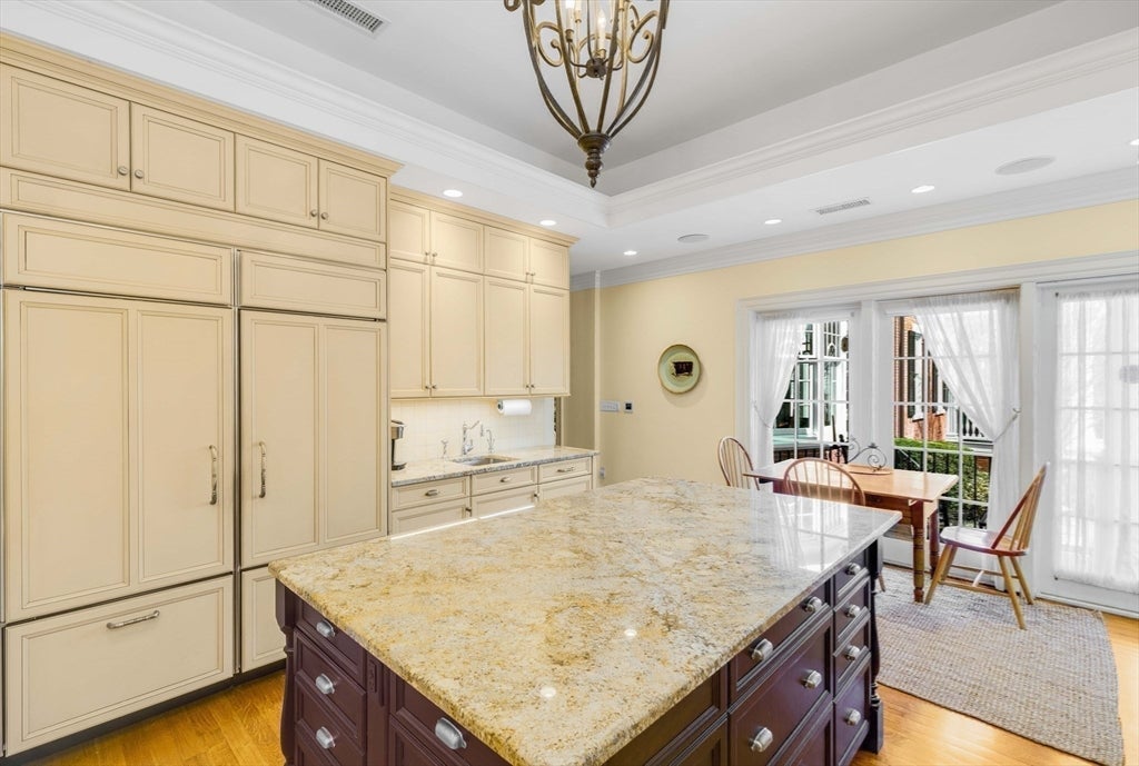Salem, Massachusetts, 01970, United States, 5 Bedrooms Bedrooms, ,7 BathroomsBathrooms,Residential,Active,1945049