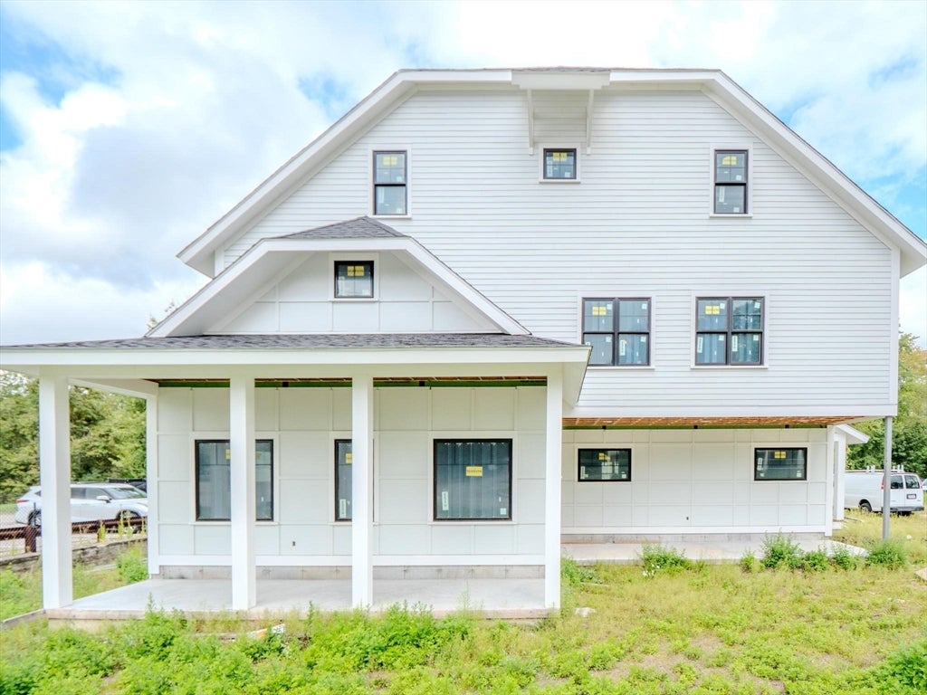 Northborough, Massachusetts, 01532, United States, 8 Bedrooms Bedrooms, ,11 BathroomsBathrooms,Residential,Active,1941137