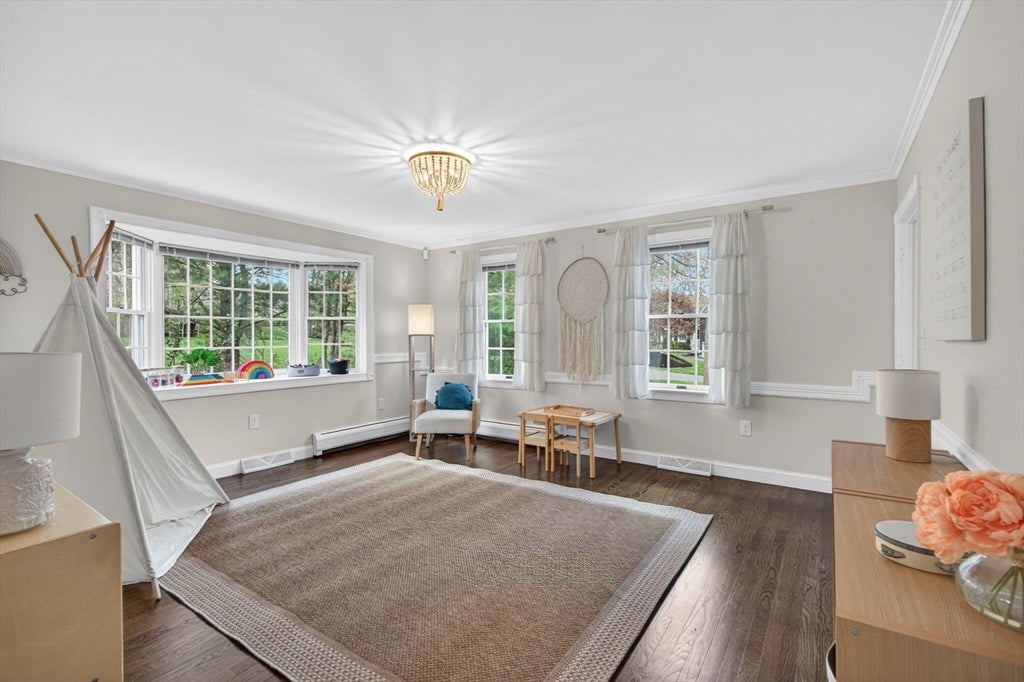 North Andover, Massachusetts, 01845, United States, 4 Bedrooms Bedrooms, ,3 BathroomsBathrooms,Residential,Active,2045698