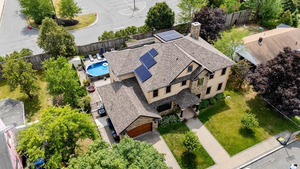 Revere, Massachusetts, 02151, United States, 5 Bedrooms Bedrooms, ,4 BathroomsBathrooms,Residential,Active,1927654