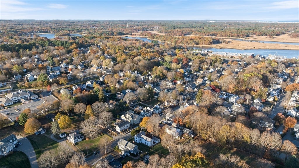 Newburyport, Massachusetts, 01950, United States, 3 Bedrooms Bedrooms, ,3 BathroomsBathrooms,Residential,Active,1986921