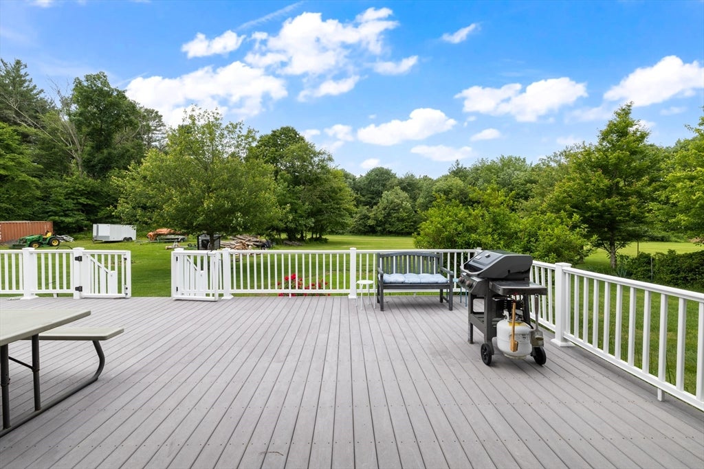 Middleboro, Massachusetts, 02346, United States, 4 Bedrooms Bedrooms, ,5 BathroomsBathrooms,Residential,Active,1858668