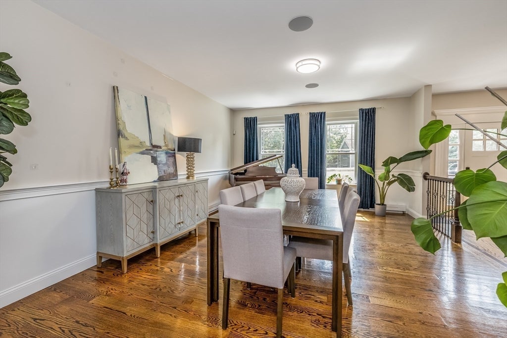 Woburn, Massachusetts, 01801, United States, 5 Bedrooms Bedrooms, ,5 BathroomsBathrooms,Residential,Active,1922298