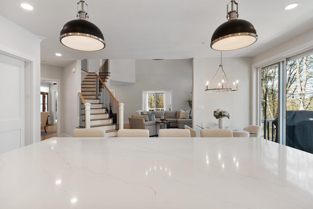 Hopkinton, Massachusetts, 01748, United States, 4 Bedrooms Bedrooms, ,6 BathroomsBathrooms,Residential,Active,2044538