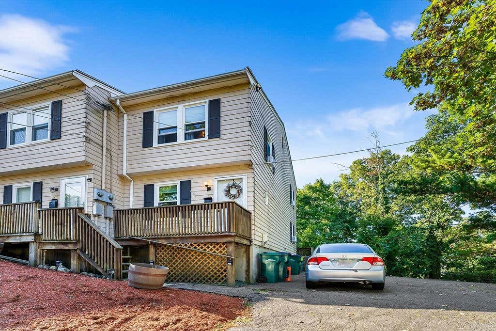 21 PLEASANT VIEW AVE # 21, LYNN, MA 01902, photo 1 of 29