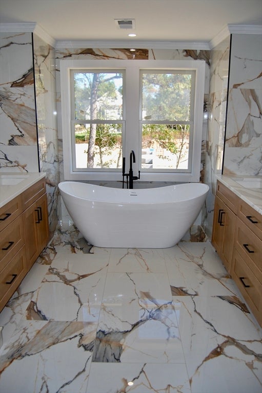 Plymouth, Massachusetts, 02360, United States, 4 Bedrooms Bedrooms, ,3 BathroomsBathrooms,Residential,Active,1993944