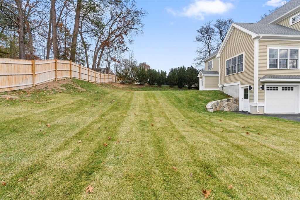 Andover, Massachusetts, 01810, United States, 4 Bedrooms Bedrooms, ,3 BathroomsBathrooms,Residential,Active,1990653