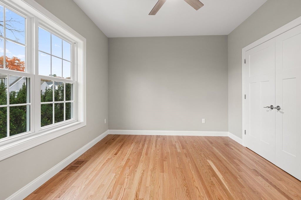 Andover, Massachusetts, 01810, United States, 4 Bedrooms Bedrooms, ,3 BathroomsBathrooms,Residential,Active,1990653