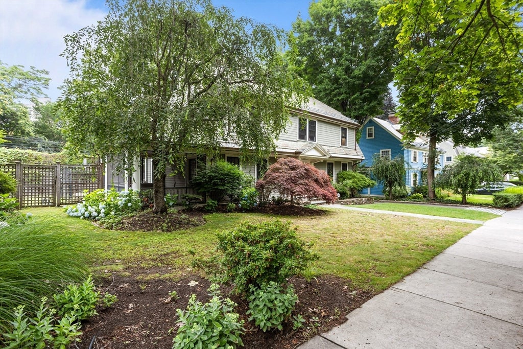 Brookline, Massachusetts, 02445, United States, 5 Bedrooms Bedrooms, ,4 BathroomsBathrooms,Residential,Active,1905060