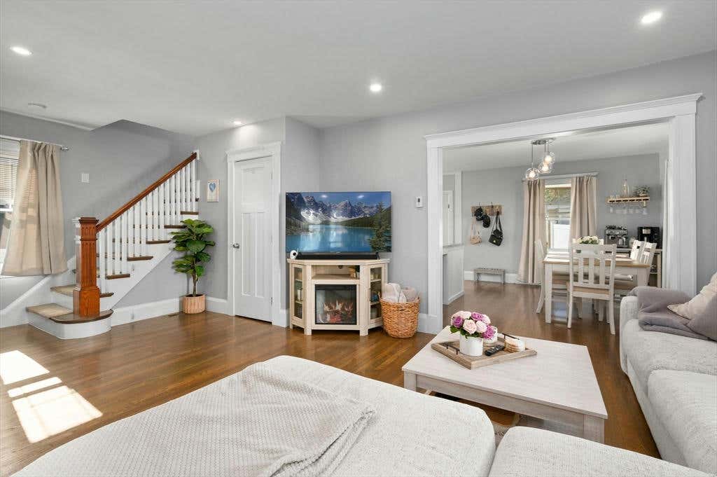 20 FRANKLIN ST A, PEABODY, MA 01960 Single Family Residence For Sale