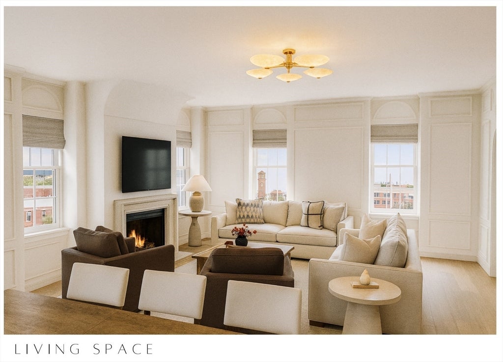 Newburyport, Massachusetts, 01950, United States, 3 Bedrooms Bedrooms, ,2 BathroomsBathrooms,Residential,Active,2044174