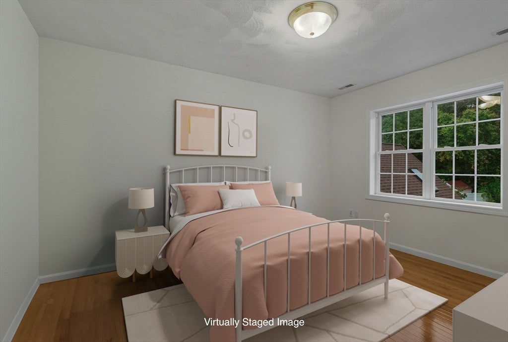 Westford, Massachusetts, 01886, United States, 4 Bedrooms Bedrooms, ,4 BathroomsBathrooms,Residential,Active,1971779