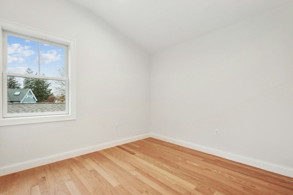 Cambridge, Massachusetts, 02138, United States, 4 Bedrooms Bedrooms, ,4 BathroomsBathrooms,Residential,Active,1905089