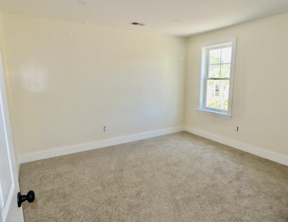 Plymouth, Massachusetts, 02360, United States, 4 Bedrooms Bedrooms, ,3 BathroomsBathrooms,Residential,Active,1941144