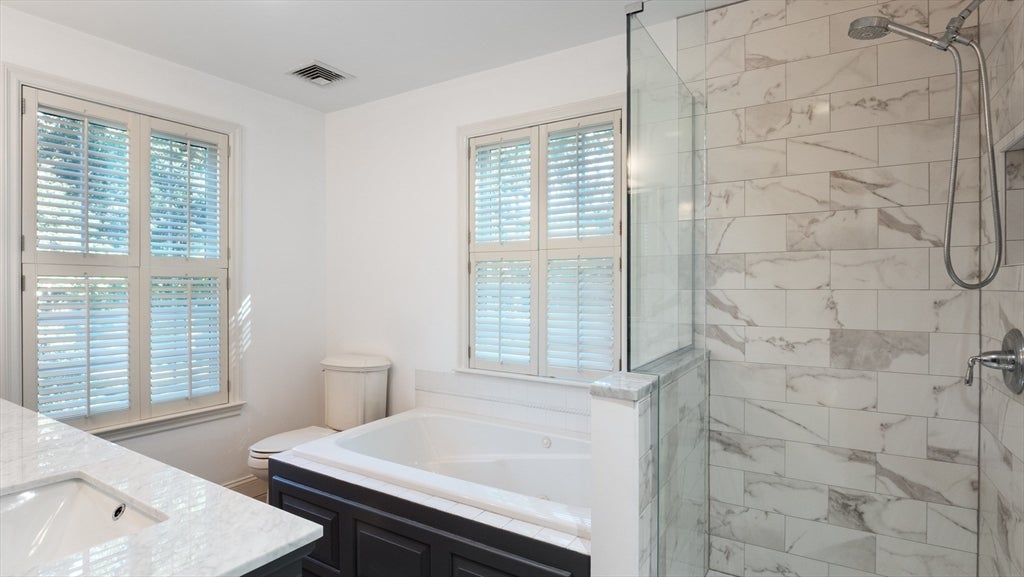 West Newbury, Massachusetts, 01985, United States, 4 Bedrooms Bedrooms, ,5 BathroomsBathrooms,Residential,Active,1936453