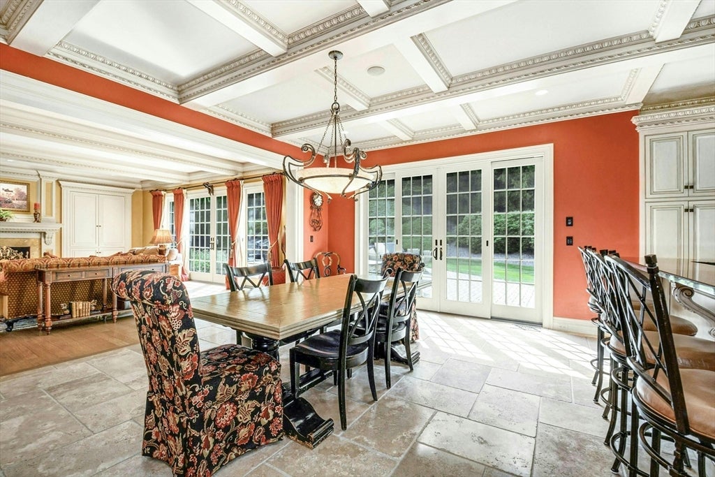 Hopkinton, Massachusetts, 01748, United States, 5 Bedrooms Bedrooms, ,8 BathroomsBathrooms,Residential,Active,1953005